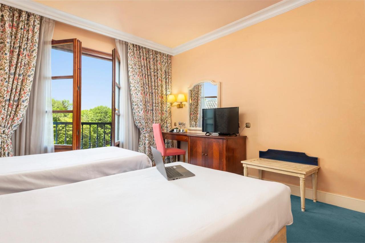 Hospedium Hotel Blu Sondika Zewnętrze zdjęcie